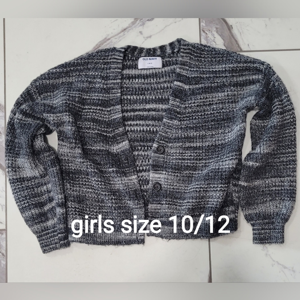 Old Navy Girls sweater size 10/12